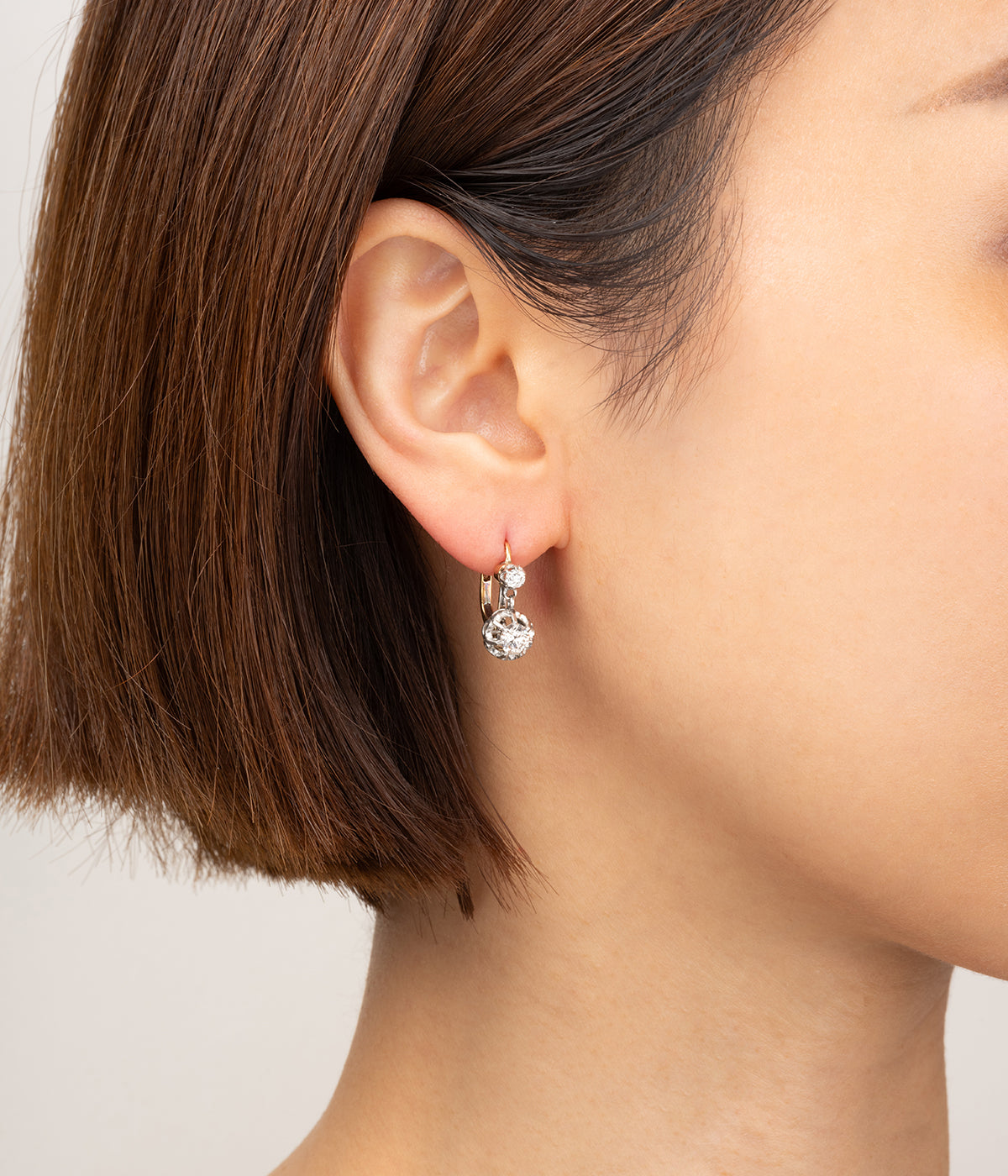 Dormeuses anciennes en diamants "Walt" - Caillou Paris