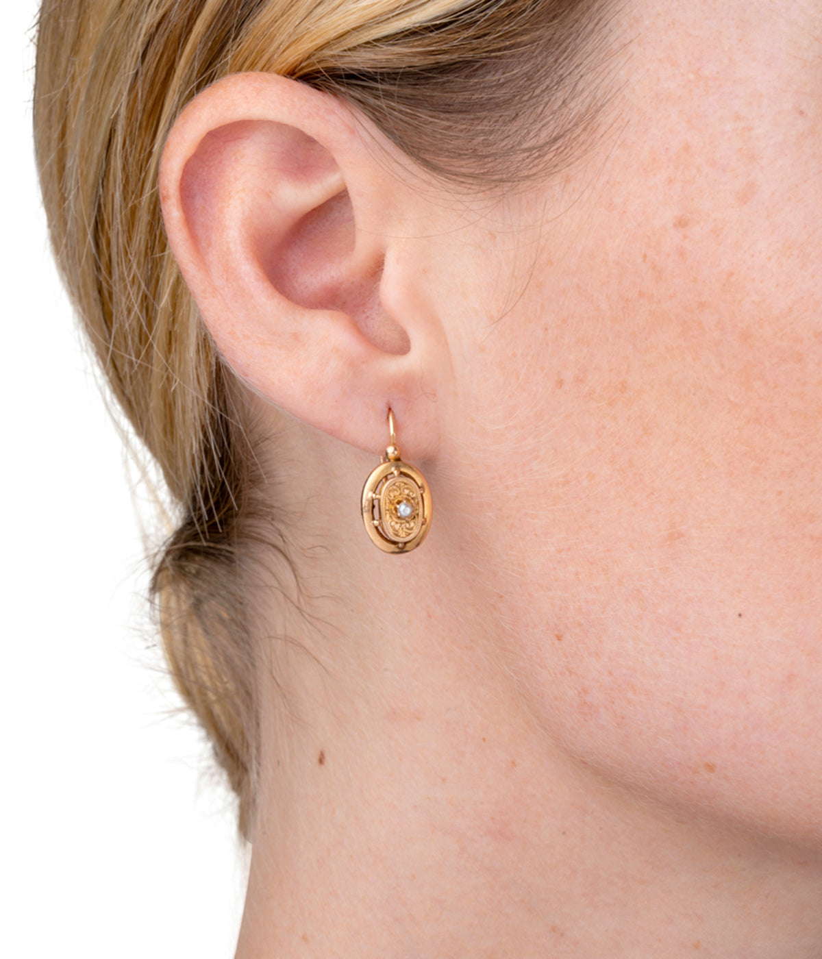 Dormeuses anciennes or "Ralf" porter - Caillou Paris 