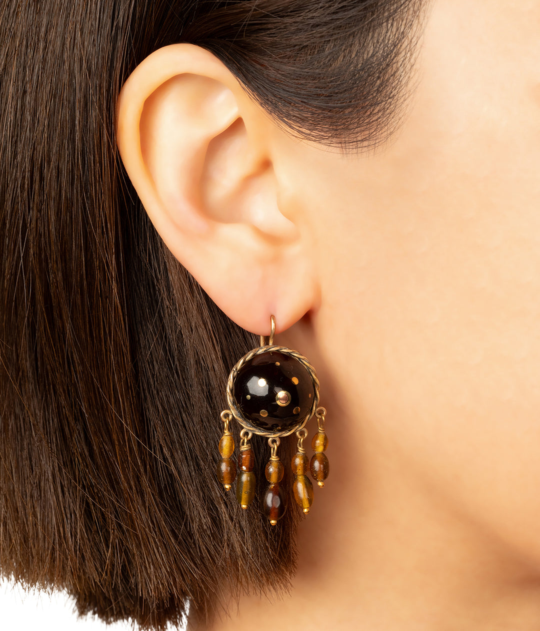 Dormeuses-anciennes-pique-ecaille-Taresa-Caillou-Paris