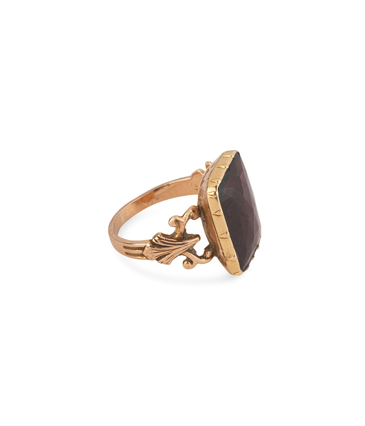 French-antique-ring-Perpignan-garnet-Ebbie-Caillou-Paris