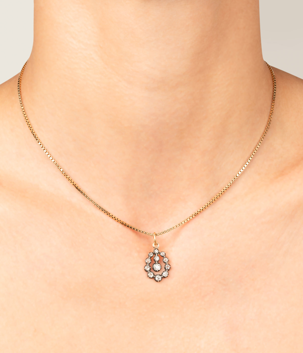 Georgian-diamonds-pendant-gold-silver-Baudry-Caillou-Paris