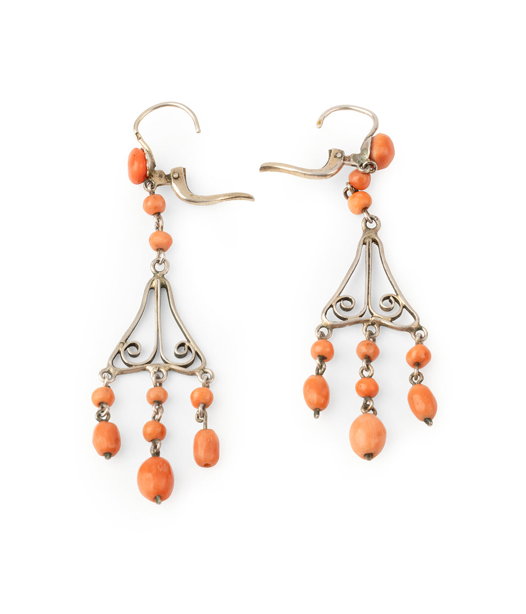 Long-antique-pendant-coral-Pip