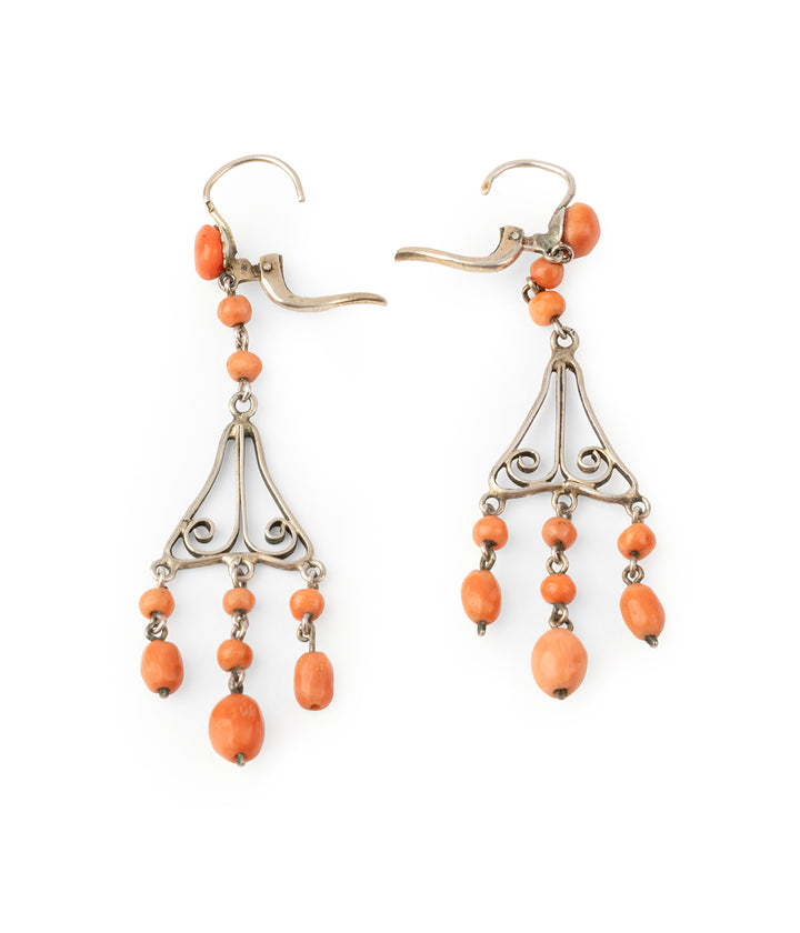 Long-antique-pendant-coral-Pip