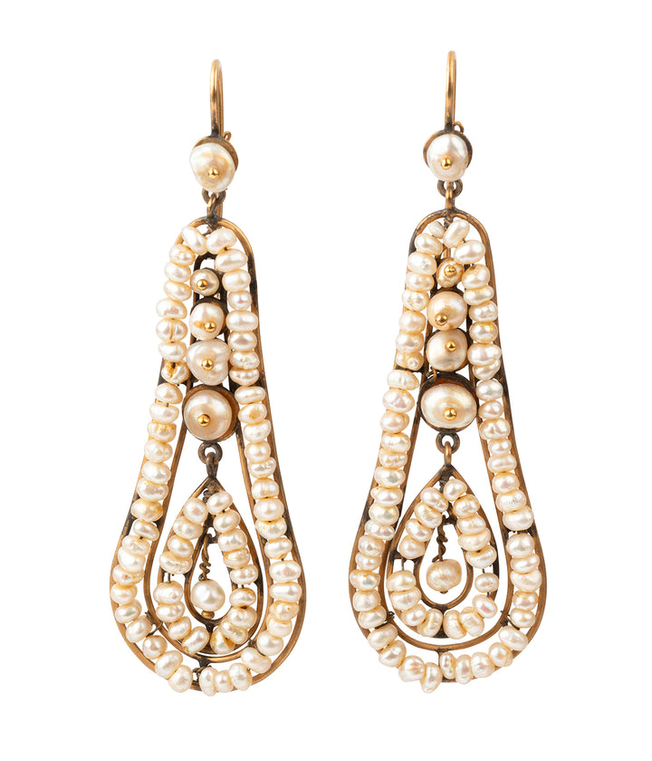 Longs-pendants-oreilles-anciens-or-perles-Lew