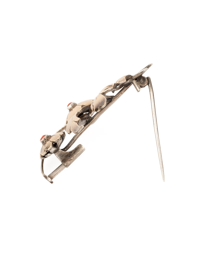 Retro-brooch-silver-coral-Albia