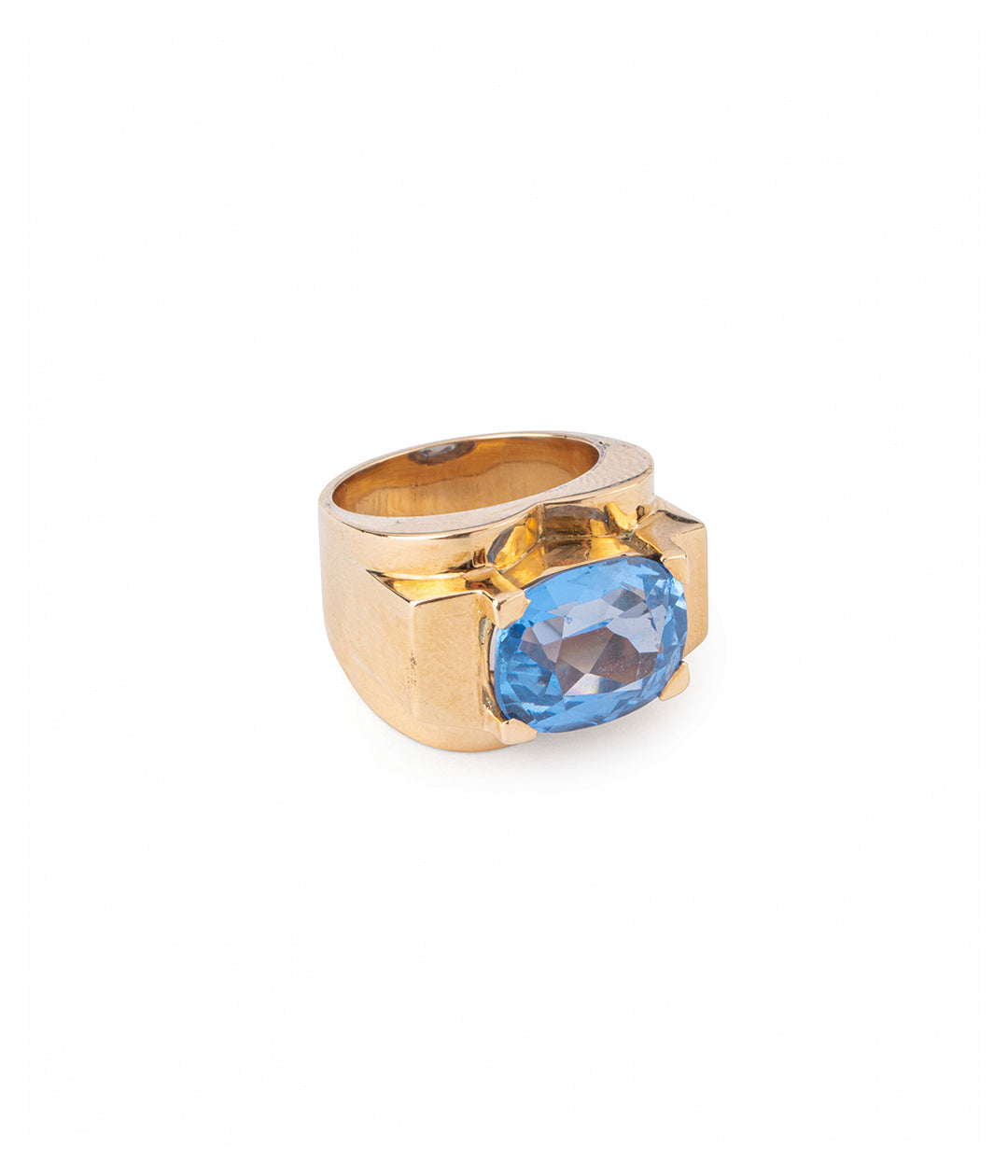 Retro-gold-ring-blue-spinel-Deva-Caillou-Paris