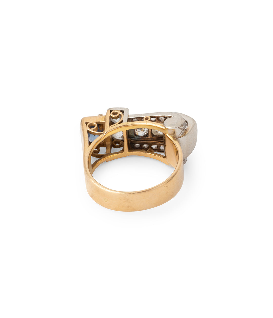 Tank-ring-sapphire-Arev