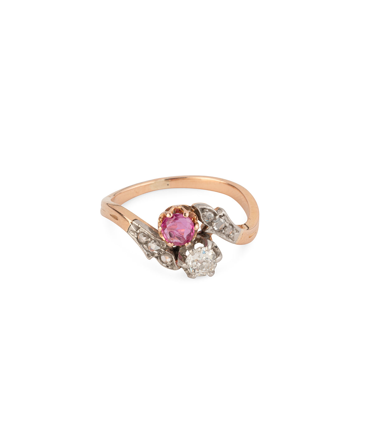 Toi-et-moi-antique-ring-ruby-diamond-Thelmy-Caillou-Paris