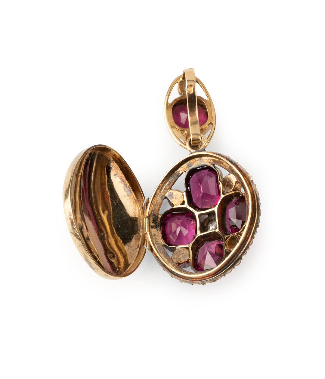 Victorian-garnets-locket-18K-gold-Zada