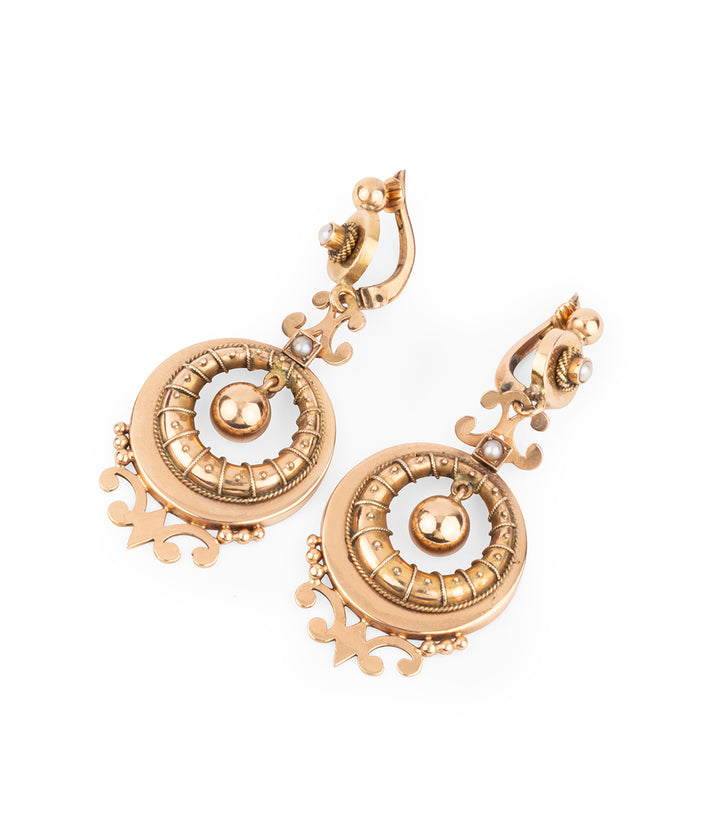 Victorian-gold-earrings-Paola-Caillou-Paris