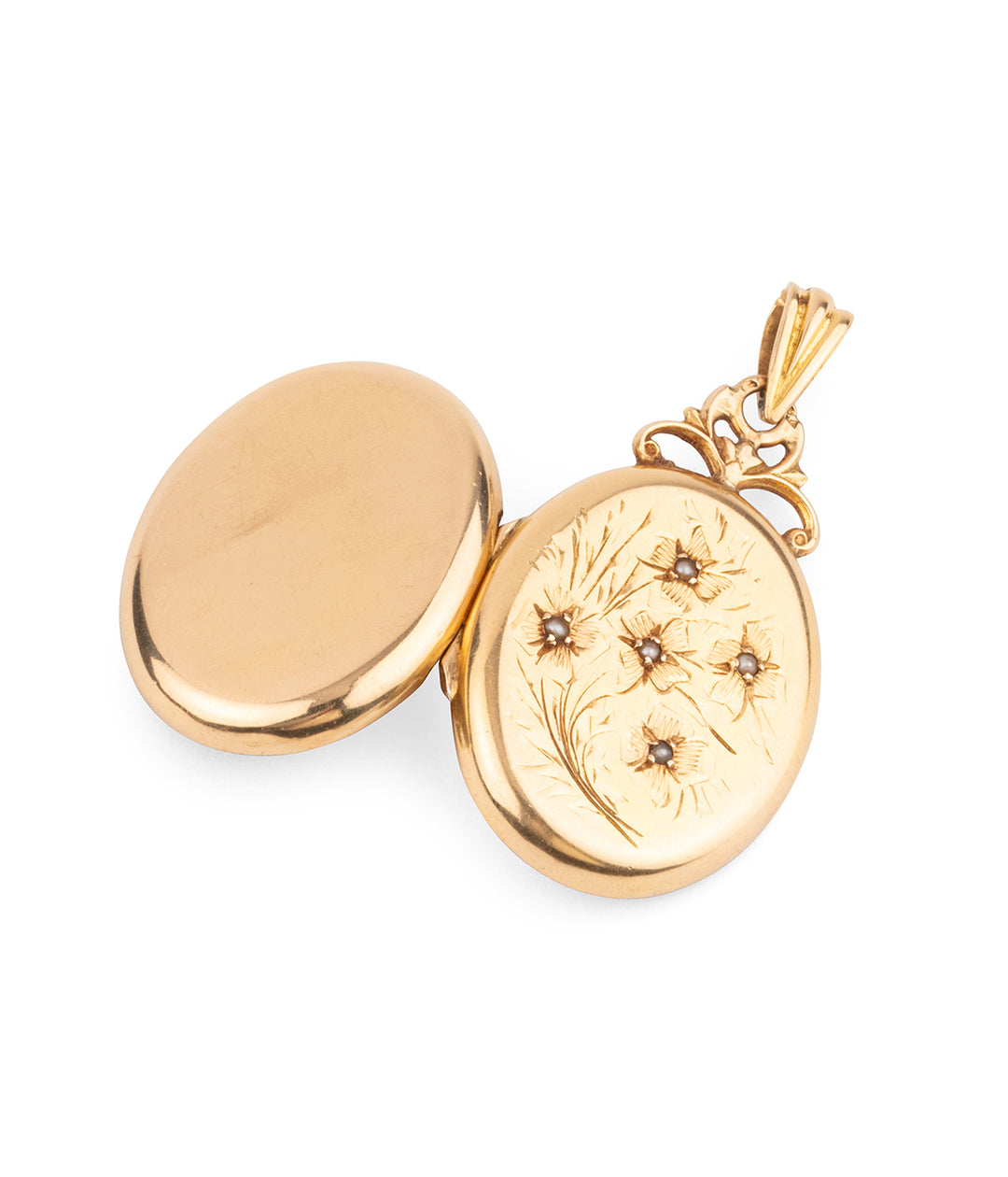 Victorian-gold-locket-Vaoka-Caillou-Paris