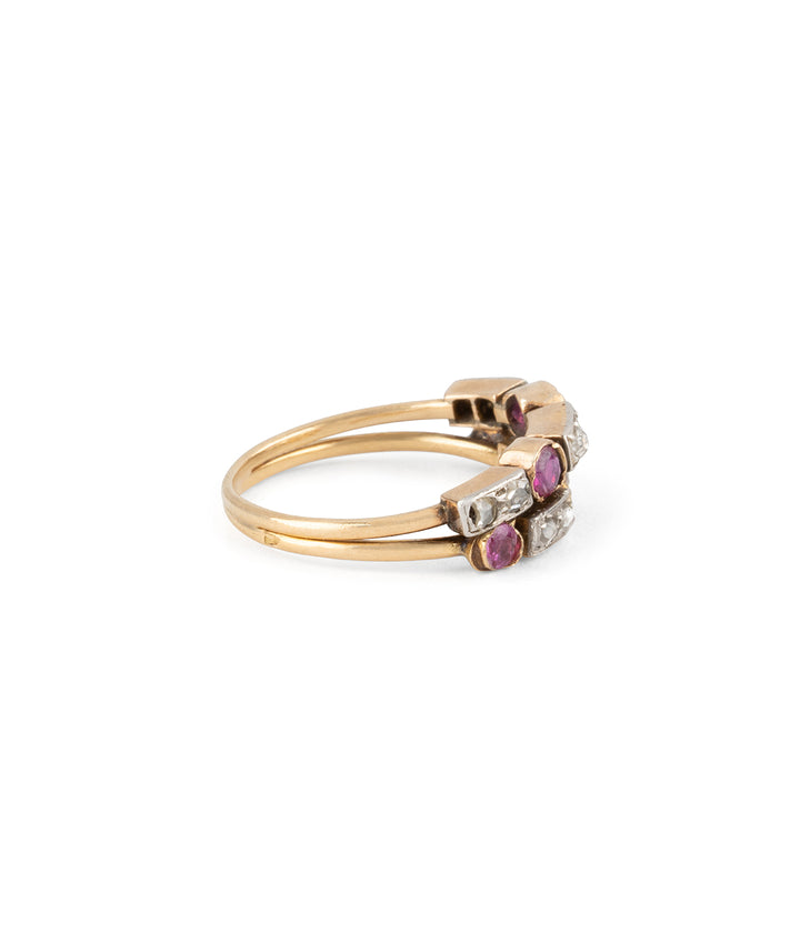 Victorian-gold-ring-diamonds-rubies-Abelle-Caillou-Paris