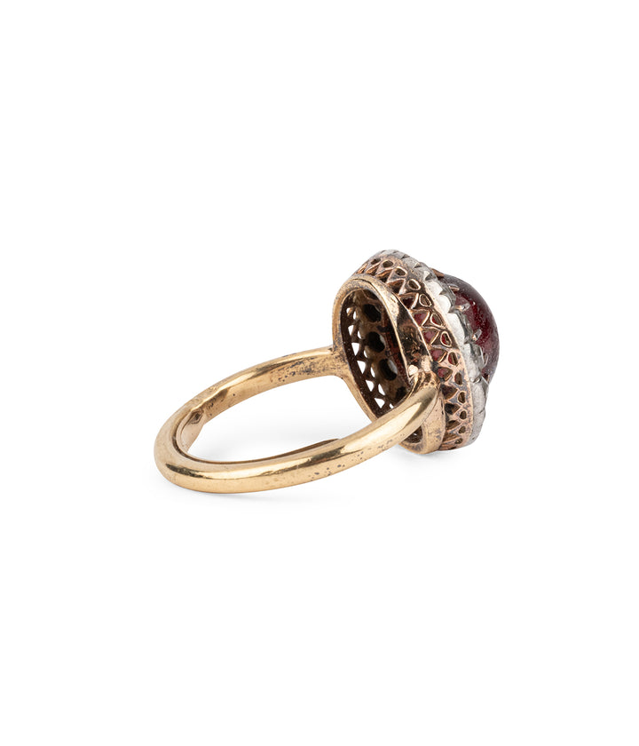 Victorian-halo-ring-garnet-diamonds-Jalia
