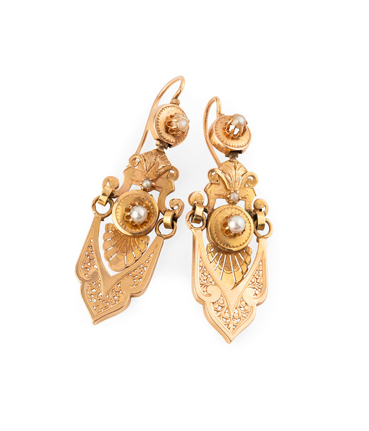 Victorian-pearl-earrings-18k-gold-Premala-Caillou-Paris