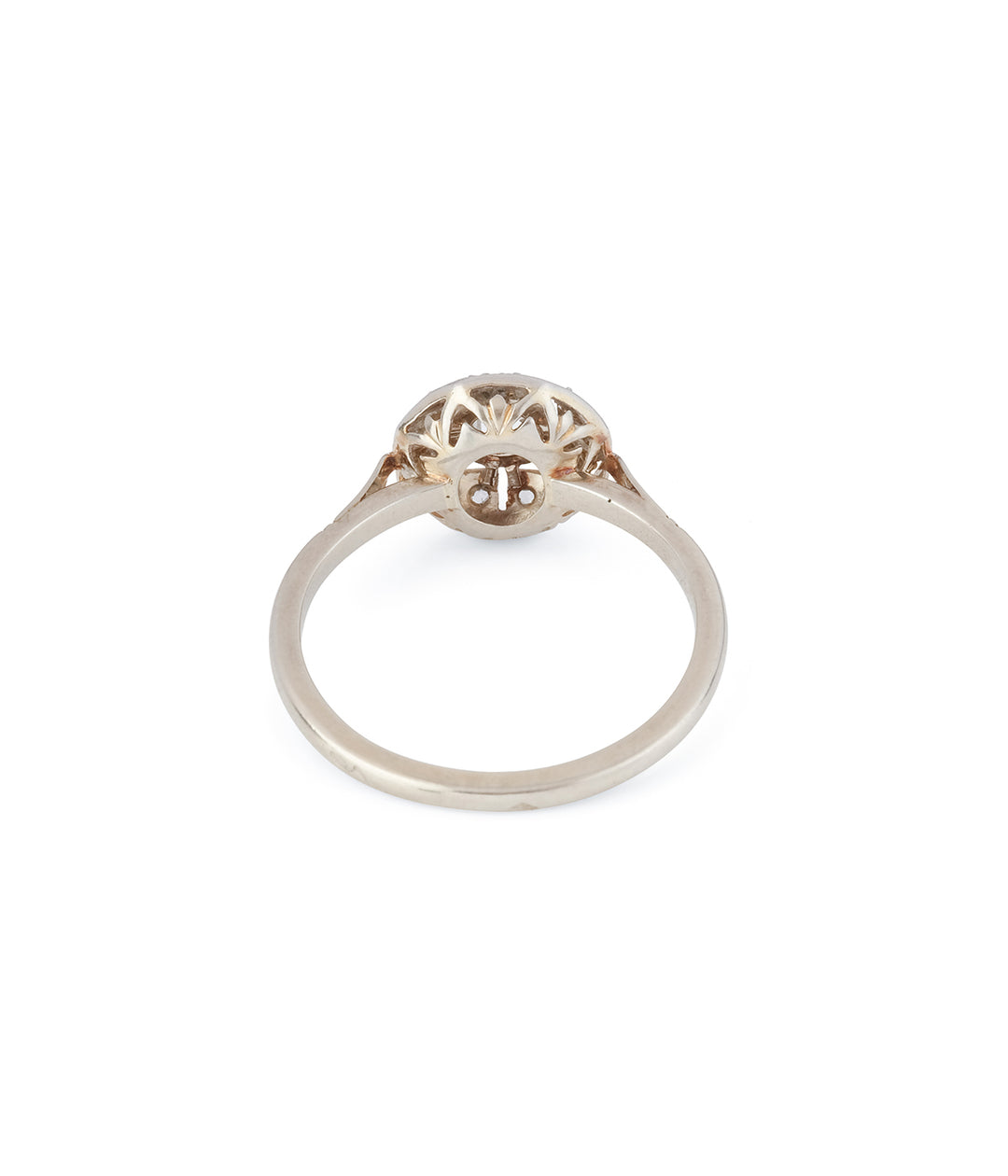 Vintage-engagement-ring-diamonds-Ayo-Caillou-Paris