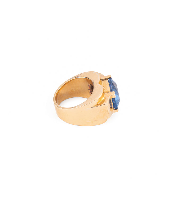 Vintage-gold-ring-blue-spinel-Deva-Caillou-Paris
