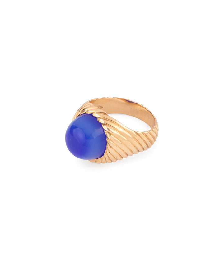 Vintage-gold-ring-chalcedony-Ofelia-Caillou-Paris