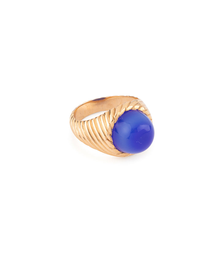 Vintage-ring-18k-gold-blue-chalcedony-Ofelia-Caillou-Paris