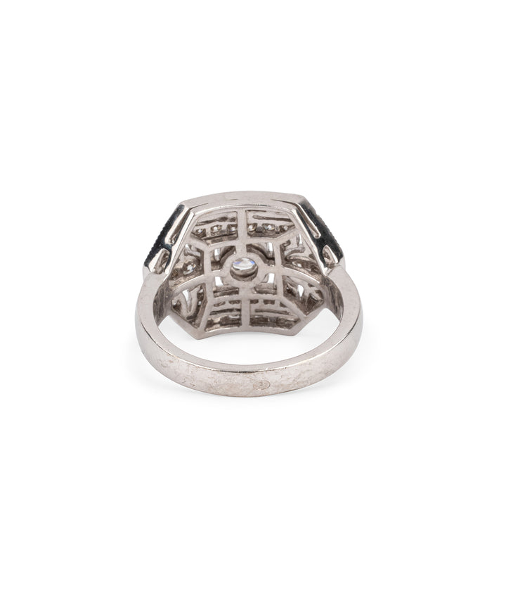 Vintage-ring-gold-diamonds-Haris-Caillou-Paris