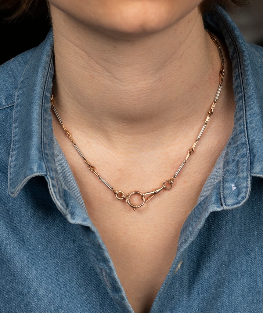 CAILLOU PARIS - Chaîne de montre platine et or porter 3