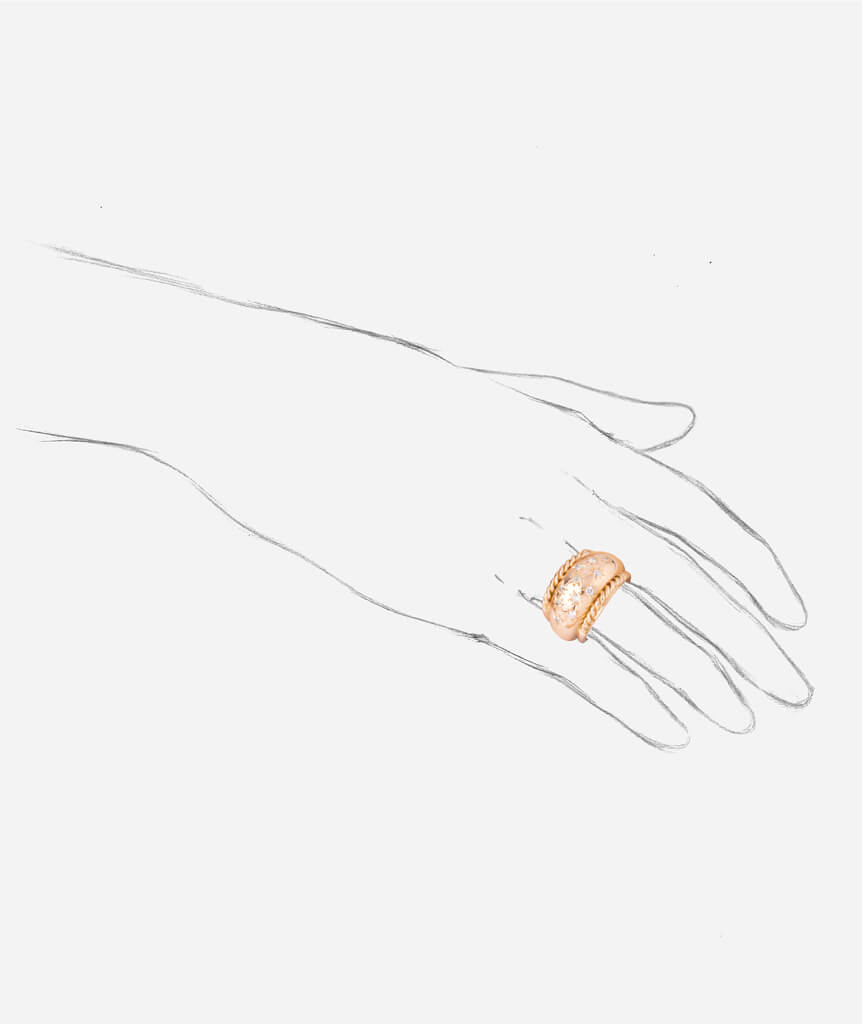 Bague dôme ancienne Virak porter