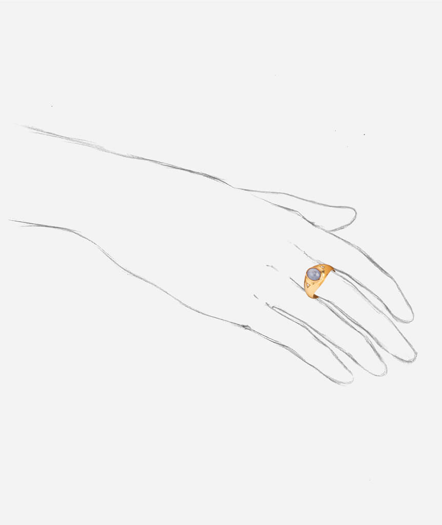 Caillou Paris - Bague ancienne saphir Asdrig porter