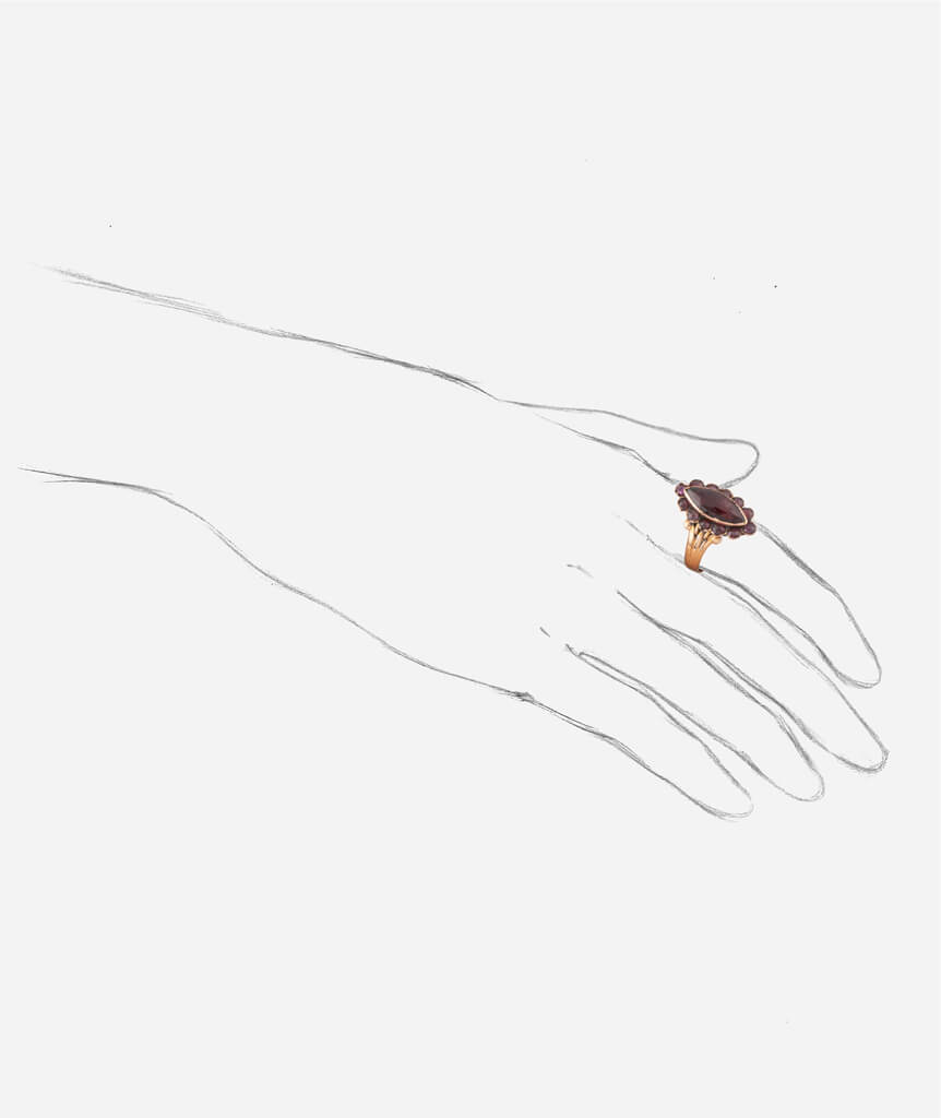 Caillou Paris - Bague marquise ancienne Etera porter