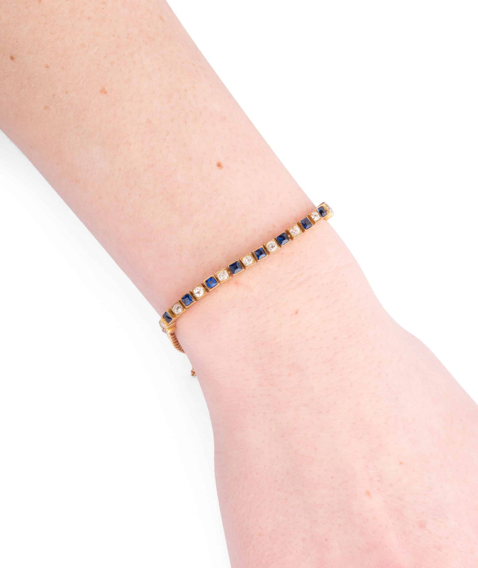 Caillou Paris Bracelet Ancien Diamants Et Saphirs Menou Porter