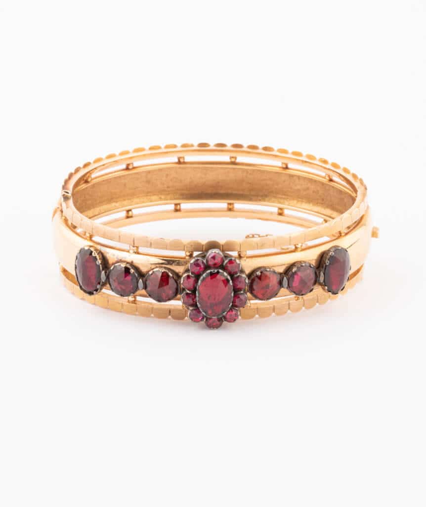 Caillou Paris Bracelet Ancien Grenat %22nuna%22