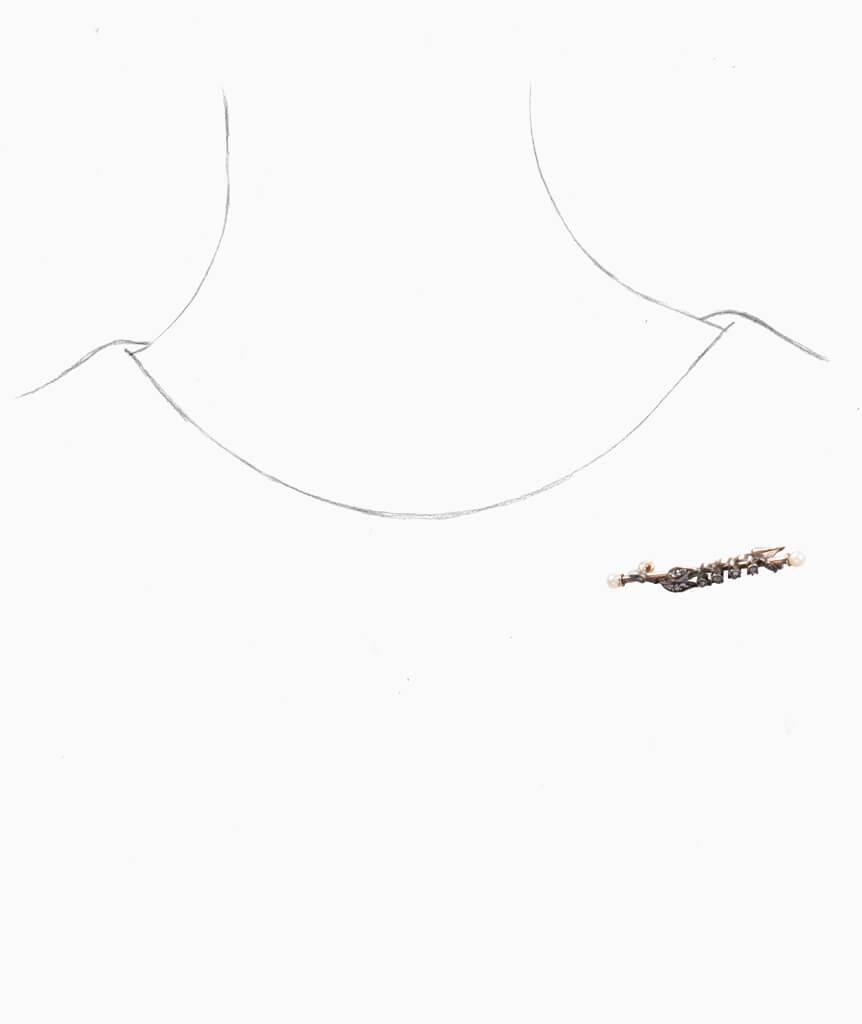 Caillou Paris - Broche ancienne Maena porter