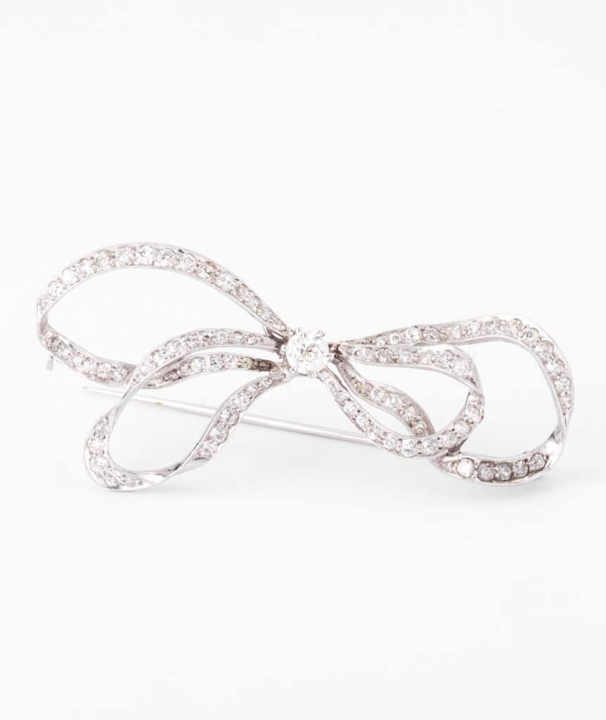 Broche noeud ancienne Kamala