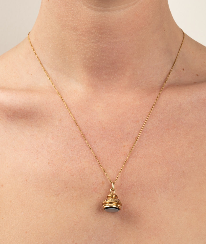 Caillou Paris Cachet Ancien Agate Et Rubis Craig Porter