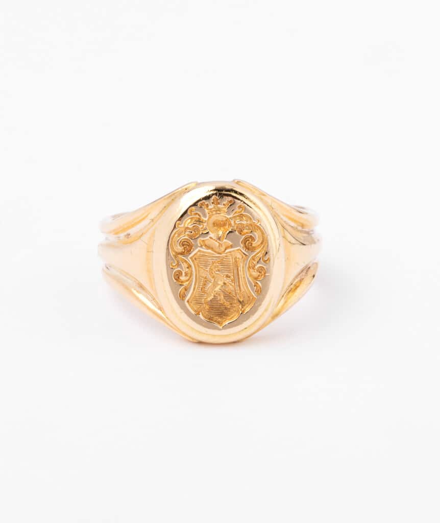 Caillou Paris - Chevaliere homme ancienne Oumar