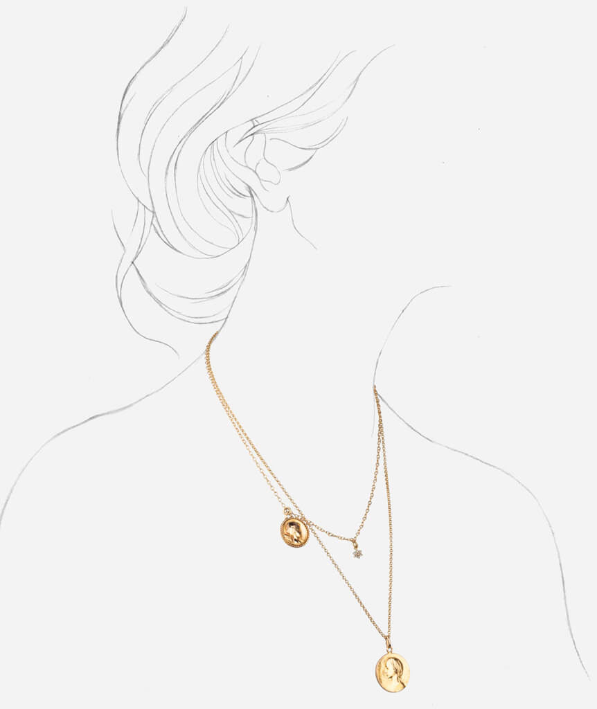 Collier ancien médailles Belka porter - Caillou Paris