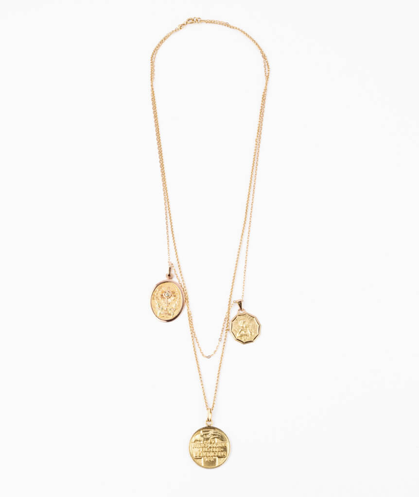 Caillou Paris - Collier ancien médailles Calligena