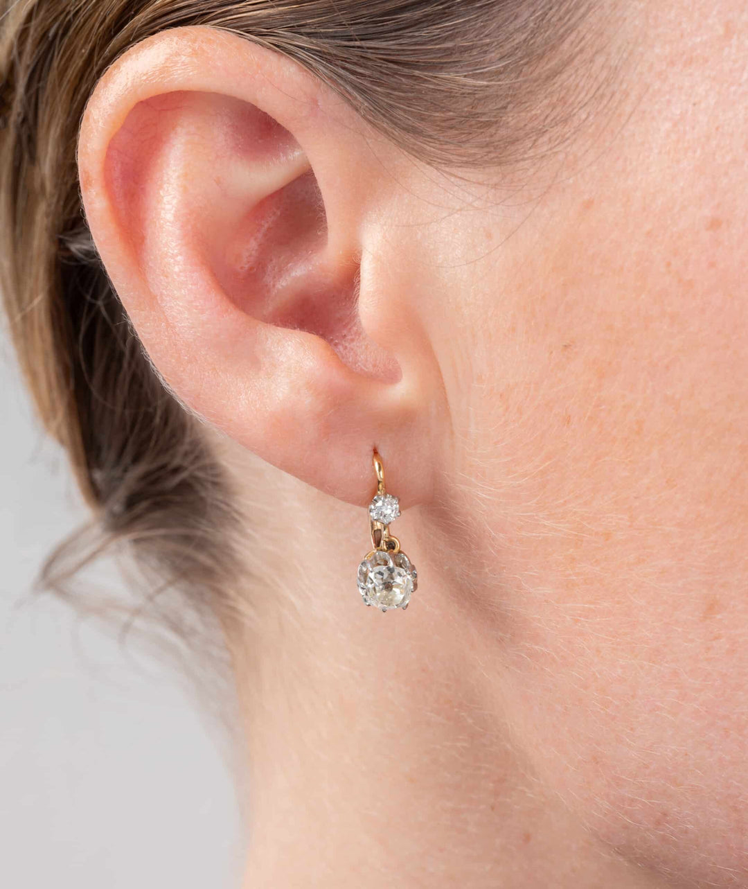 Boucles d'oreilles or blanc diamants en dormeuses - Bijoux anciens