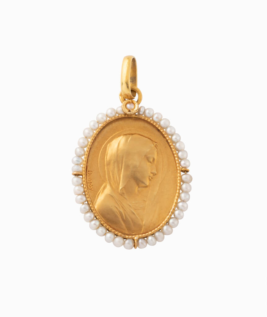 Caillou Paris - Medaille ancienne perles fines Quico face