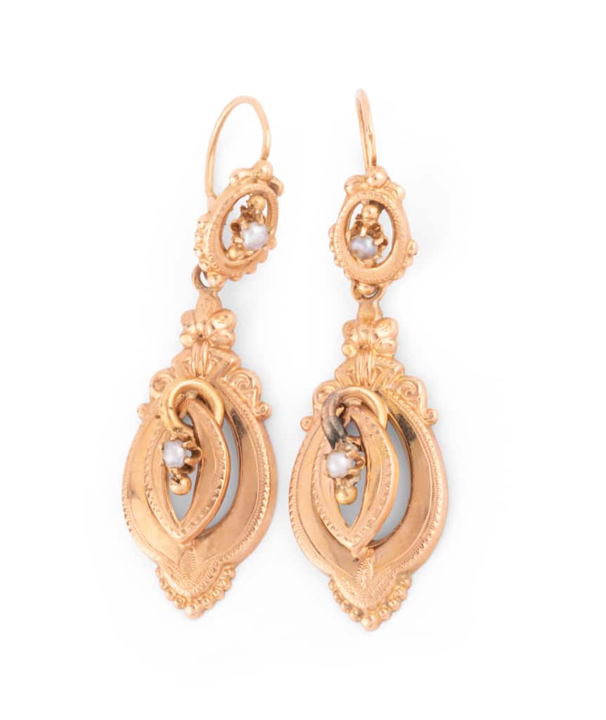 Caillou Paris Pendants D Oreilles Napoléon Iii Perles Isamu