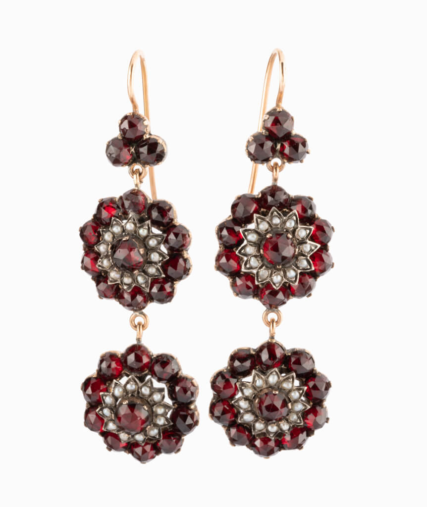 Caillou Paris - Pendants doreilles anciens grenats Radu face 2