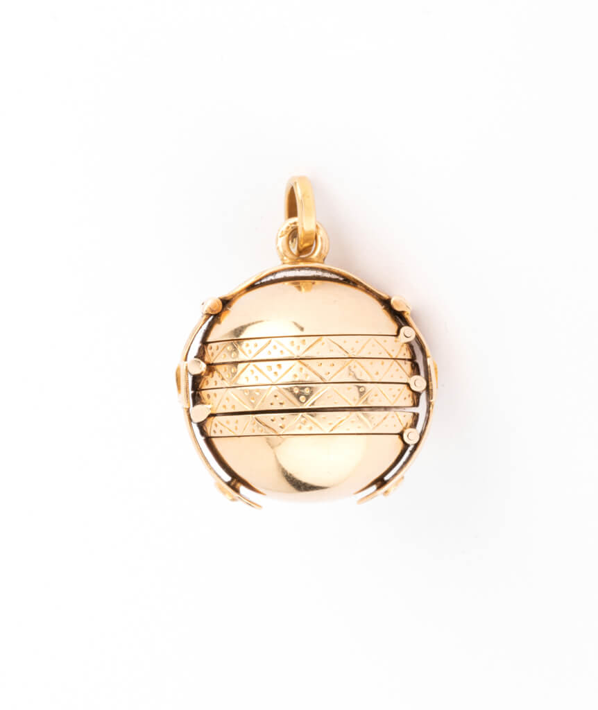 Pendentif ancien or Hanne